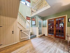 Photo 10- click for photo gallery